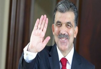 Abdullah Gül'e New York'ta 'penguenli' Gezi protestosu