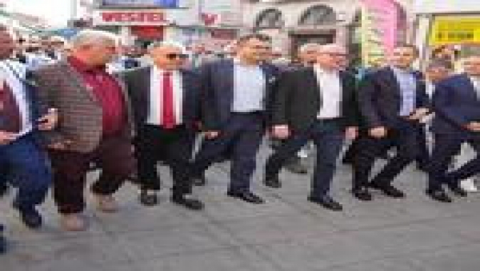 AYVALIK TİCARET ODASI BAŞKANI ALİ UÇAR: “ZEYTİNYAĞI İHRACATINDA EN BÜYÜK SORUN MARKASIZLIK”