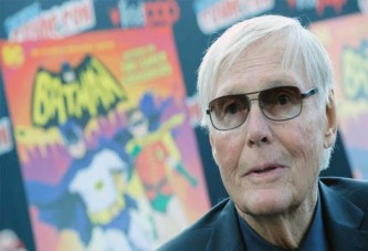 Batman’i canlandıran efsane oyuncu Adam West hayatını kaybetti