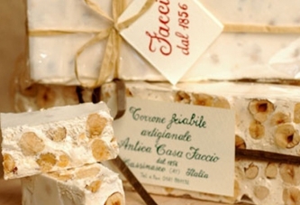 Bir İtalyan lezzeti Torrone!