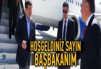 Davutoğlu'na Sayın Başbakan'ım karşılaması
