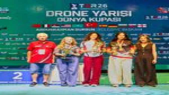 DÜNYANIN EN HIZLI FPV PİLOTLARI İSTANBUL’DA YARIŞTI
