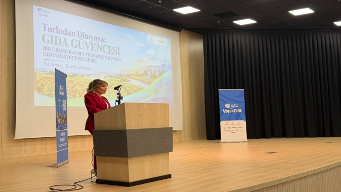 Filiz Kepme’den COP31 gönüllüsü gençlere: “Konferans bitecek, peki 21 Kasım sabahı ne değişecek?”