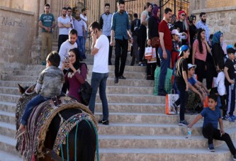 Gelen turistler evlere yönlendiriliyor