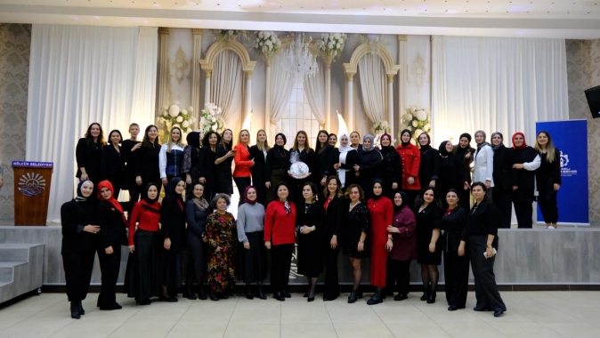 İlham veren kadınlar Gölcük’te moral depoladı