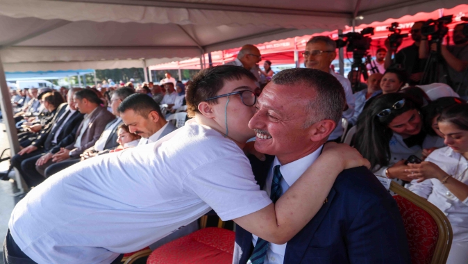İzmit Gonca Engelsiz Yaşam Merkezi Bakan Göktaş ile tanıtıldı; Burada engeller değil imkanlar konuşulacak