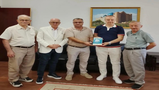 Kocaeli Aydınlar Ocağı’ndan Doç. Dr. Mustafa Eren’e Nezaket Ziyareti