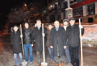 Mahsur kalan CHP'li başkan için operasyon