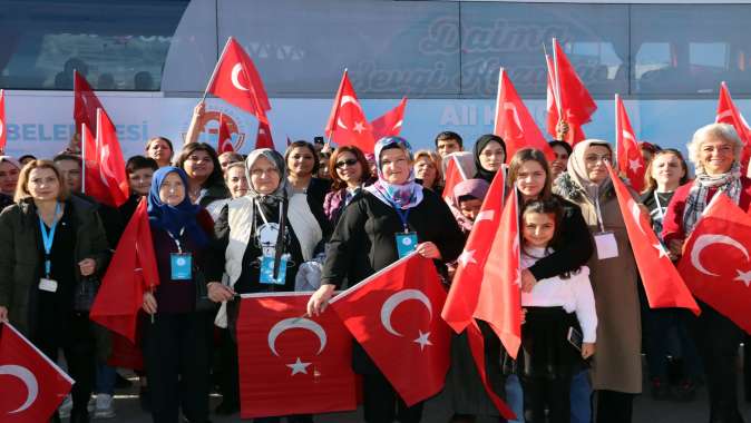 Maltepeli kadınlar “Ata”larının huzurunda