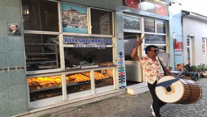 Mavi Fırınından gelen Girit esintisi