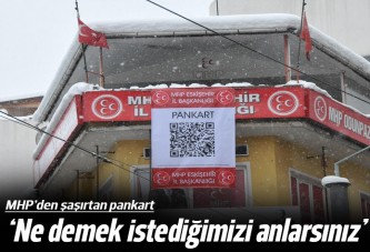 MHP binasında kodlu pankart