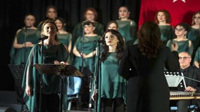 MÜZİKLE TERAPİ TOPLULUĞU'NDAN TÜRK SANAT MÜZİĞİ ZİYAFETİ