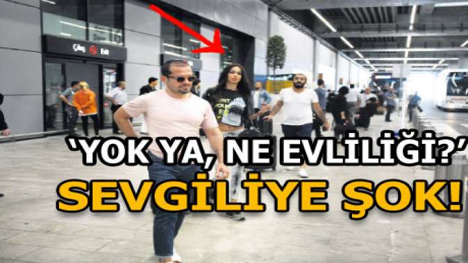 Ozan Doğulu, sevgilisi Kübra Hera Aslan’la Bodrum dönüşü İstanbul Havalimanı’nda objektiflere takıldı.