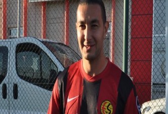 Necati Eskişehirspor'lu oldu