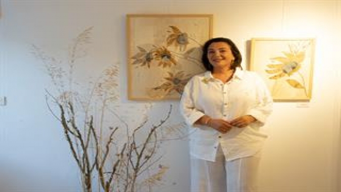 Neslihan Yetişkin “Aidiyet Bahçesi” ile Bozcaada’da
