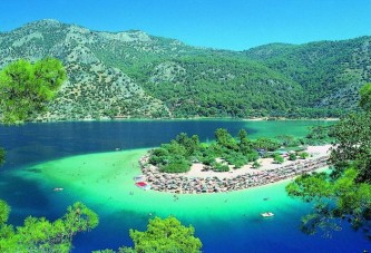 Ölüdeniz'de yargı kararı hiçe sayılıyor