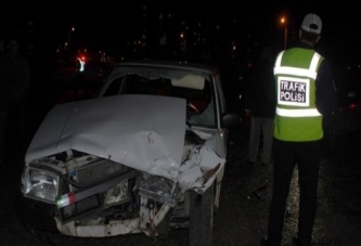 Sakarya'da feci kaza: 1 ölü, 11 yaralı