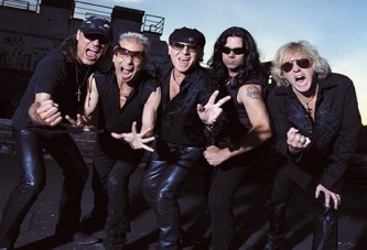 Scorpions İzmir'de konser verdi