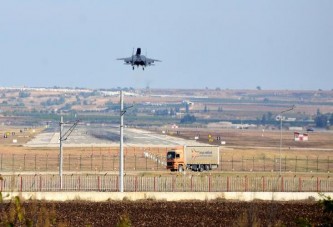 Suudi savaş uçakları İncirlik'te