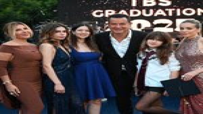 Tarabya İngiliz Okulları’nın öğrencileri mezuniyetlerini kutladı