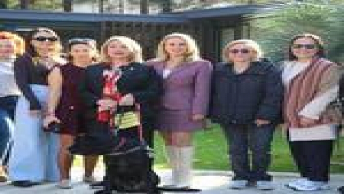 Tarabya İngiliz Okulları öğrencileri, Dünya Engelliler Günü kapsamında Rehber Köpekler ile buluştu