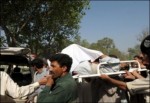 Afganistan'da futbol takımının otobüsü devrildi: 6 ölü