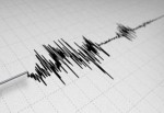 Akhisar’da hafif şiddetli depremler sürüyor