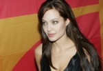Angelina'nın teyzesi meme kanserine yenildi