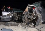 Askerlerin olduğu araç karşı yönden gelen araçla çarpıştı: 3 ölü, 4 yaralı!