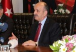 Bakan Müezzinoğlu: Atatürk'ün gölgesinde...