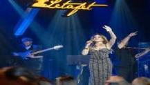 Bengü, Merit Park Letafet Sahnesinde Müzik ve Enerji Dolu Bir Gece Yaşattı.