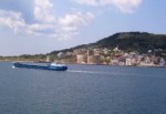Çanakkale Boğazı'nda Rus gemisi karaya oturdu