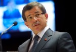 Davutoğlu: Ahlaki formasyon eksikliği var