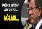 Davutoğlu gözyaşlarını tutamadı