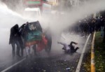 Diyarbakır’daki olaylı gösteride 8 kişi yaralandı