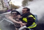 FEMEN kızları dayak yedi