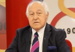 Galatasaray'da Duygun Yarsuvat'tan seçim resti