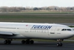 İstanbul-Bakü uçağı geri döndü