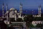 İstanbul'un tarihi camileri cemaatsiz kaldı