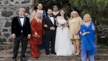 Kamuran Akkor torununu evlendirdi