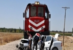 Konya'da yük treni otomobile çarptı: 2 ölü, 1 yaralı