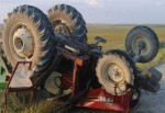 Minibüs traktöre çarptı: 18 yaralı
