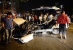 Minibüsle otomobil çarpıştı: 2 ölü