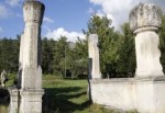 Osmanlı'dan kalan mezar taşları hayrete düşürüyor