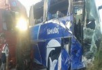 Otobüs ve TIR çarpıştı: 31 yaralı