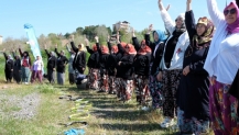 Şalvarlı sporla sağlıklı yaşama renkli farkındalık