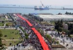 Samsun'da 1919 metre Türk bayrağı açıldı