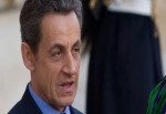 Sarkozy'e beklenen darbe geldi