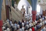 Türk Diyanet Vakıf-Sen üyesi 8 imam sürgün edildi