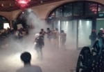 Yararıların sığındığı Divan Oteline gaz bombası